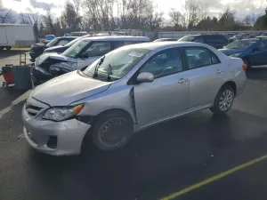 Toyota Corolla BASE 1.8L 4 2012