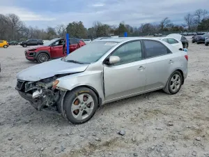 Kia Cerato / Forte / K3 EX 2.0L 4 2010