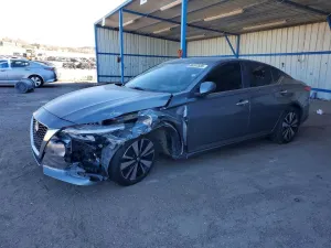 Nissan Altima SV 2.5L 4 2022