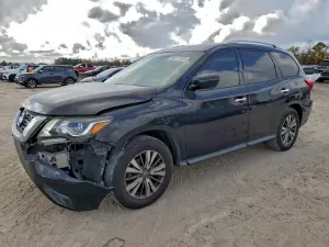 Nissan Pathfinder S 3.5L 6 2019