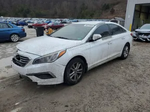 Hyundai Sonata SE 2.4L 4 2017