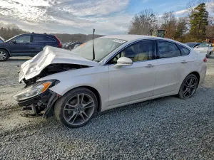 Ford Fusion TITANIUM 2.0L 4 2015