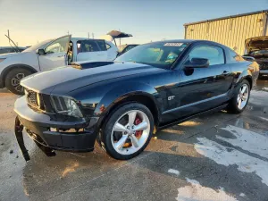 Ford Mustang GT 4.6L 8 2008