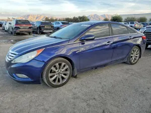 Hyundai Sonata SE 2.0L 4 2013