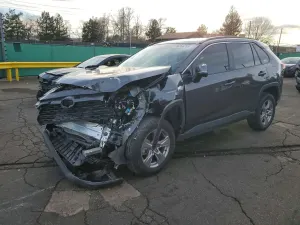 Toyota Rav4 XLE 2.5L 4 2025