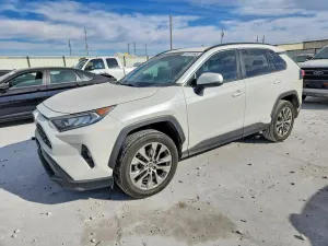 Toyota Rav4 XLE PREMIUM 2.5L 4 2021