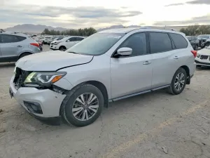 Nissan Pathfinder S 3.5L 6 2017