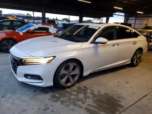 Honda Accord TOURING 2.0L 4 2019