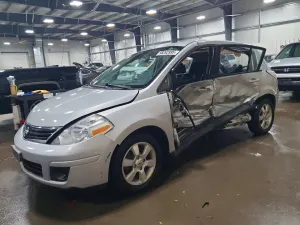Nissan Versa S 1.8L 4 2012