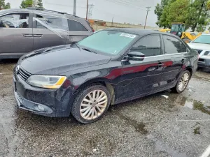 Volkswagen Jetta SEL 1.8L 4 2014