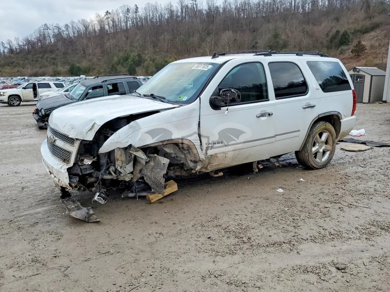 Chevrolet Tahoe K1500 LTZ 5.3L 8 2011