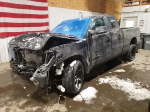 RAM 1500 BIG HORN/LONE STAR 5.7L 8 2023