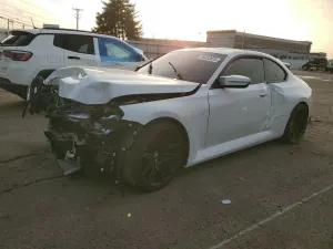 BMW M2 3.0L 6 2024