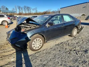 Toyota Camry L 2.5L 4 2013