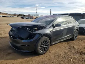 Tesla Model X 2024