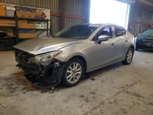 Mazda 3 GRAND TOURING 2.0L 4 2014