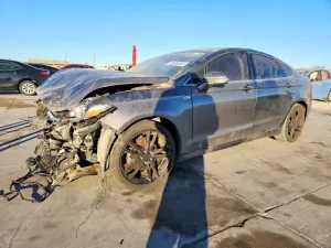 Ford Fusion TITANIUM 2.0L 4 2014
