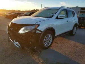 Nissan Rogue S 2.5L 4 2017