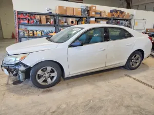 Chevrolet Malibu LS 2.5L 4 2015