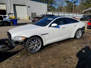Jaguar XJ 5.0L 8 2012