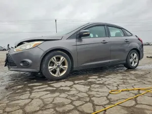 Ford Focus SE 2.0L 4 2013
