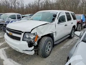 Chevrolet Tahoe SPECIAL 5.3L 8 2013