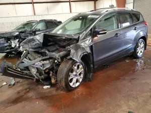 Ford Escape TITANIUM 2.0L 4 2015