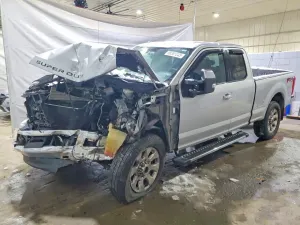 Ford F-350 SUPER DUTY 6.2L 8 2017