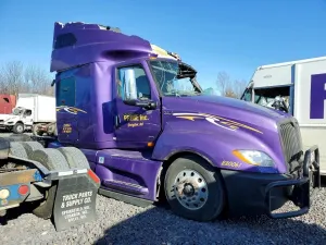 International LT Series 12.4L 6 2023