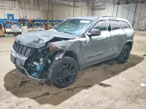 Jeep Grand Cherokee LAREDO 3.6L 6 2021