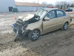 Kia Rio BASE 1.6L 4 2011
