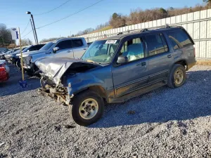 Ford Explorer XLT 4.0L 6 2000