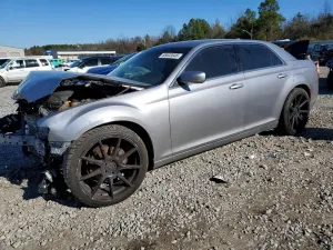 Chrysler 300 LIMITED 3.6L 6 2015