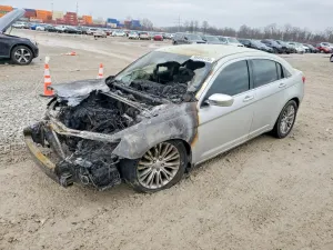 Chrysler 200 2.4L 4 2012