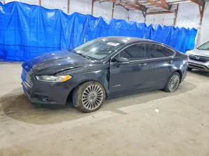Ford Fusion TITANIUM HEV 2.0L 4 2013
