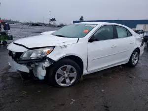 Chevrolet Malibu LS 2.5L 4 2015