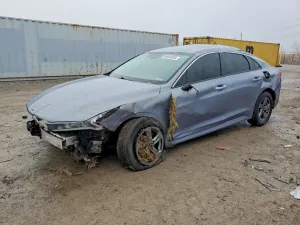 Kia K5 LXS 1.6L 4 2021