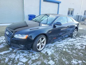 Audi A5 PREMIUM PLUS 2.0L 4 2010