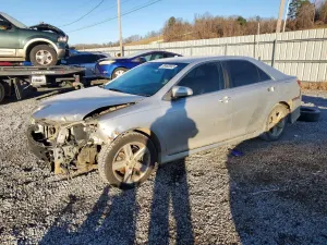 Toyota Camry L 2.5L 4 2013