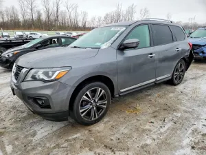 Nissan Pathfinder S 3.5L 6 2019