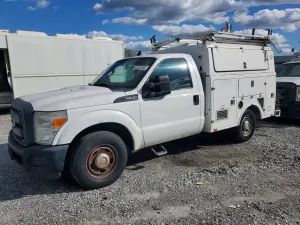 Ford F-350 6.2L 8 2013