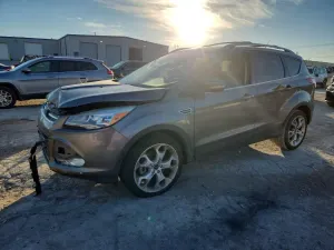 Ford Escape TITANIUM 2.0L 4 2014