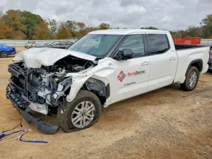 Toyota Tundra CREWMAX SR5 3.4L 6 2026