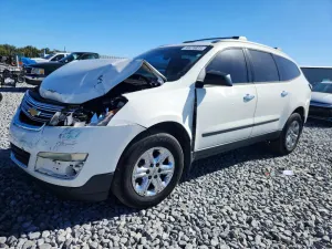 Chevrolet Traverse LS 3.6L 6 2015
