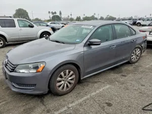 Volkswagen Passat S 1.8L 4 2015