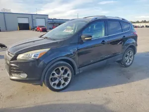 Ford Escape TITANIUM 2.0L 4 2013