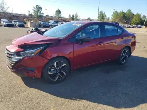 Nissan Versa SR 1.6L 4 2025