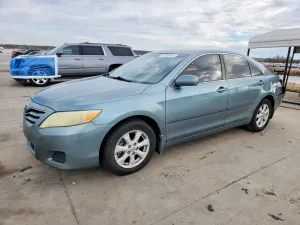 Toyota Camry BASE 2.5L 4 2010