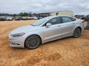 Ford Fusion TITANIUM HEV 2.0L 4 2017