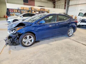 Hyundai Elantra SE 1.8L 4 2016